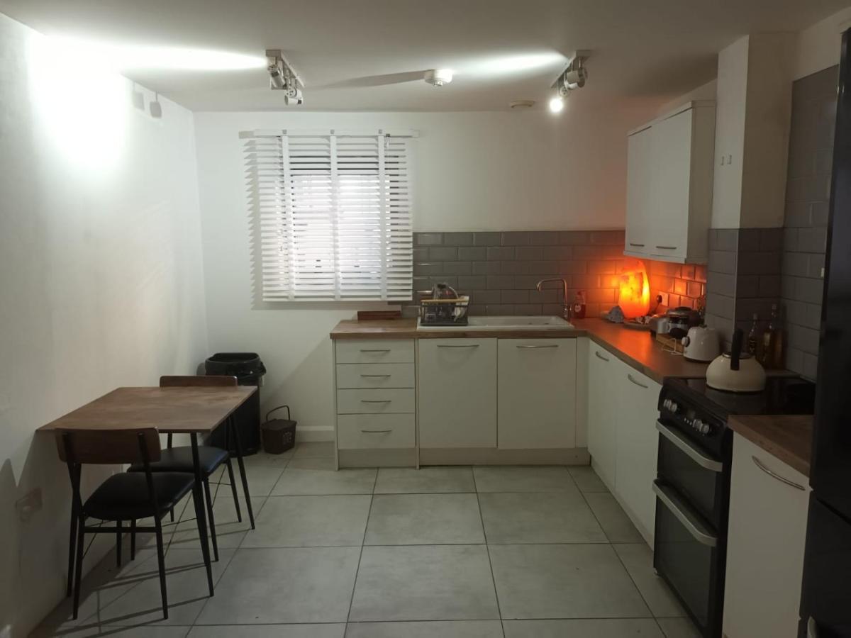 Cosy Modern Apartment In Central Bristol Near Stokes Croft Bagian luar foto